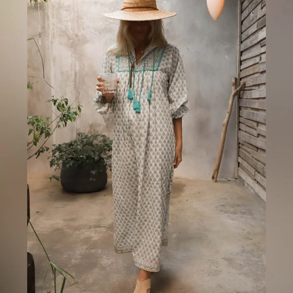 Marea Kaftan White Teal Grey Multi XS NWT - Picture 1 of 6